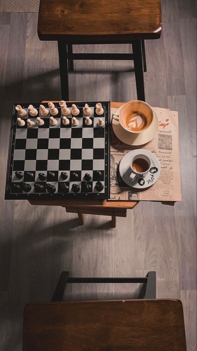 DRPATIENT_19's tweet photo. Life is a game !

We can't undo a move but we can make the next one better ♟️ https://t.co/HQ6IoTxRfe