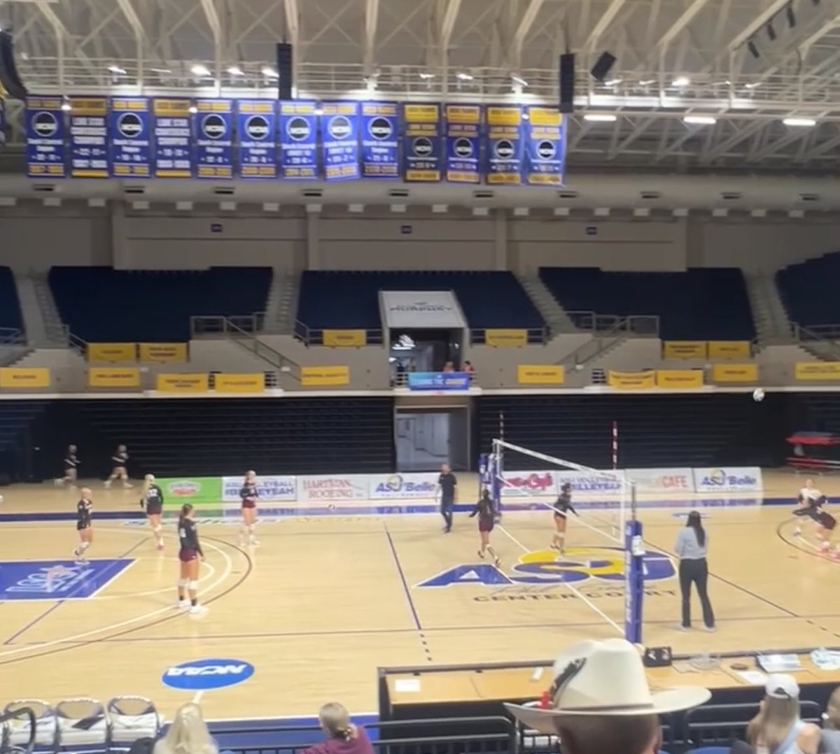 Got to see big sis in action at the ASU spring tournament 🩶<a href="/SchreinerVB/">Schreiner Volleyball</a> <a href="/SotomayorVB/">Sotomayor Volleyball</a>