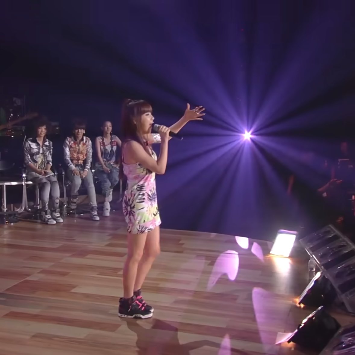 bomsoulmate's tweet photo. 2009                                                  2025 https://t.co/DulCDRRukm