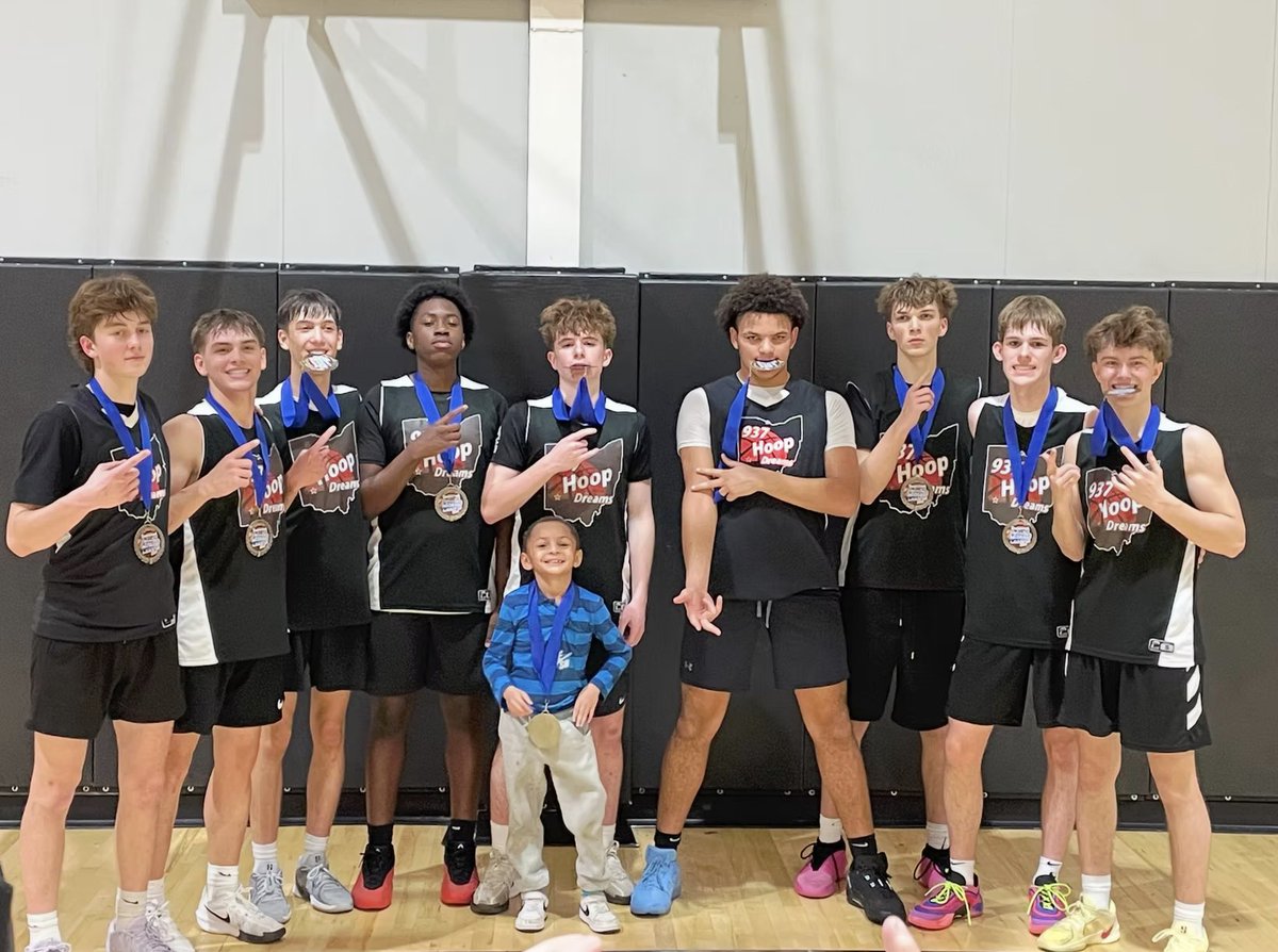 Congrats to the 10th Grade Boys who are coached by Jeff Overfield who won the Dayton Spring Classic.