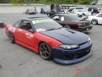 Images of various cars tweet media