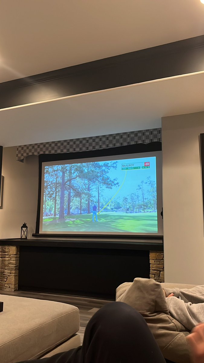 Nothing like Rory missing short puts #wakethefuckup