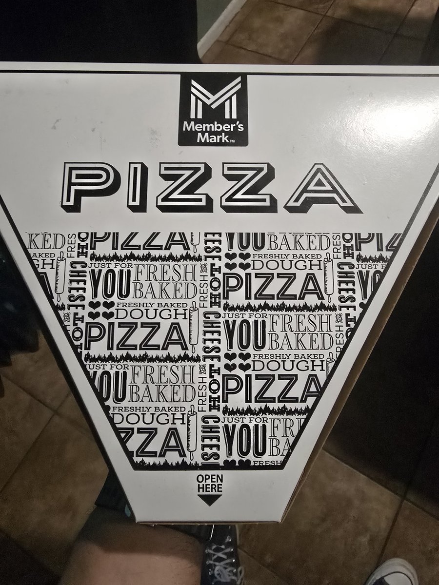 ChevyBurnz's tweet photo. @FrshBakedDisney have you seen the new pizza boxes @SamsClub ? https://t.co/g4srOIWaoS