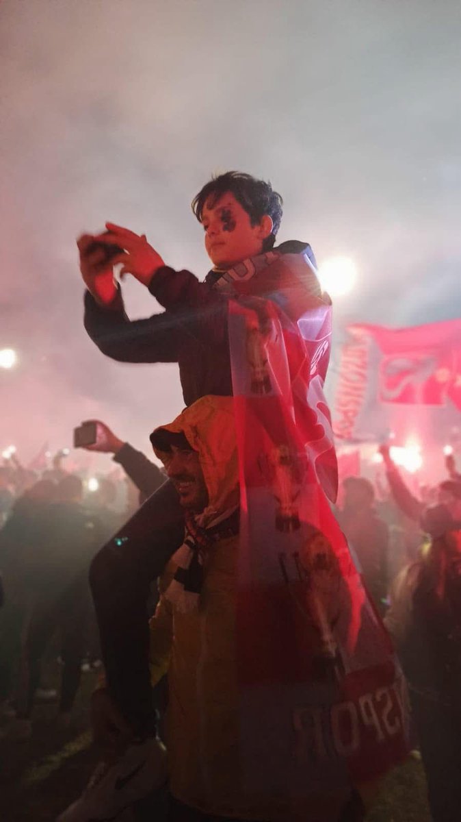 stadımızda yavru fırtına tribününe MATTIA AHMET MINGUZZI’nin adı veriliyor.