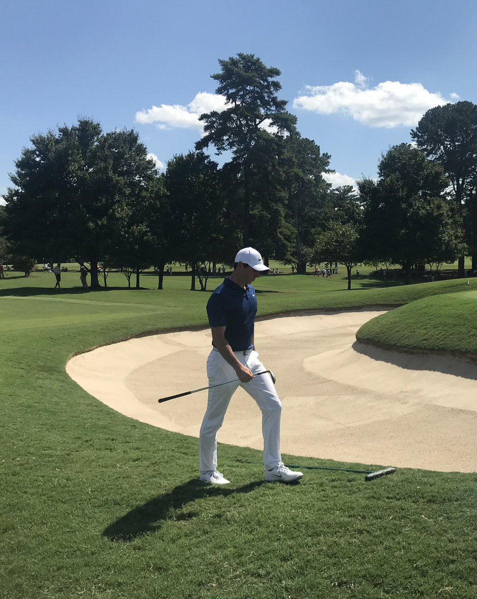 That time I followed Rose at the Tour Championship (he’s such a nice guy and fun follow). Then ended up watching Rory on the last few holes. Now my two favorite golfers are going head to head. Good luck to them both #themasters