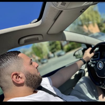 benmanay's tweet photo. #NouvellePhotoDeProfil https://t.co/VVPH8TQn53