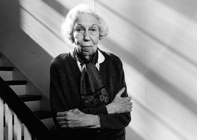 janetsomerville's tweet photo. April 13th is a birthday shared by literary greats:
Samuel #Beckett (1906)
Eudora #Welty (1909)
Seamus #Heaney (1939)
Christopher #Hitchens (1949)
How lucky we are to have their words as part of their legacies. #Literature https://t.co/pnExM2yThC