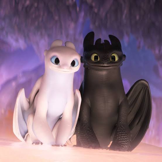 Sexual dimorphism is cool!
But there's this (left) and then there's... that (right)