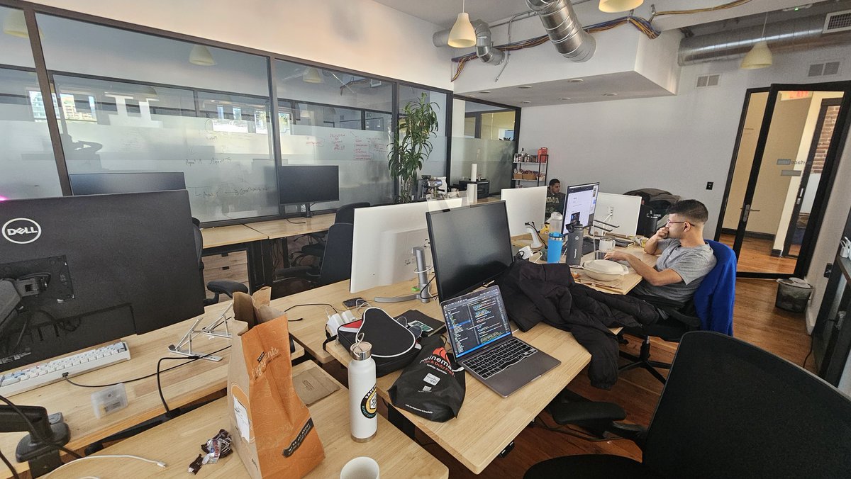 Weekend at <a href="/StartupHQ/">STARTUPHQ</a> and now I have max FOMO