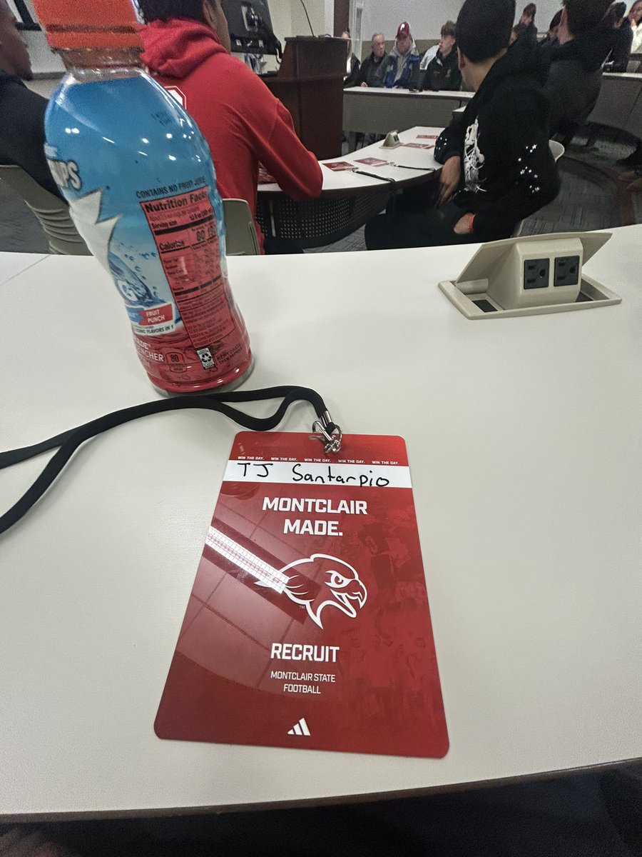 tjsantarpio8's tweet image. Thank you for the invite to the junior day @CoachArmstrong2 @CoachPalazz ! Nice to get up and see the campus to learn more about the program.