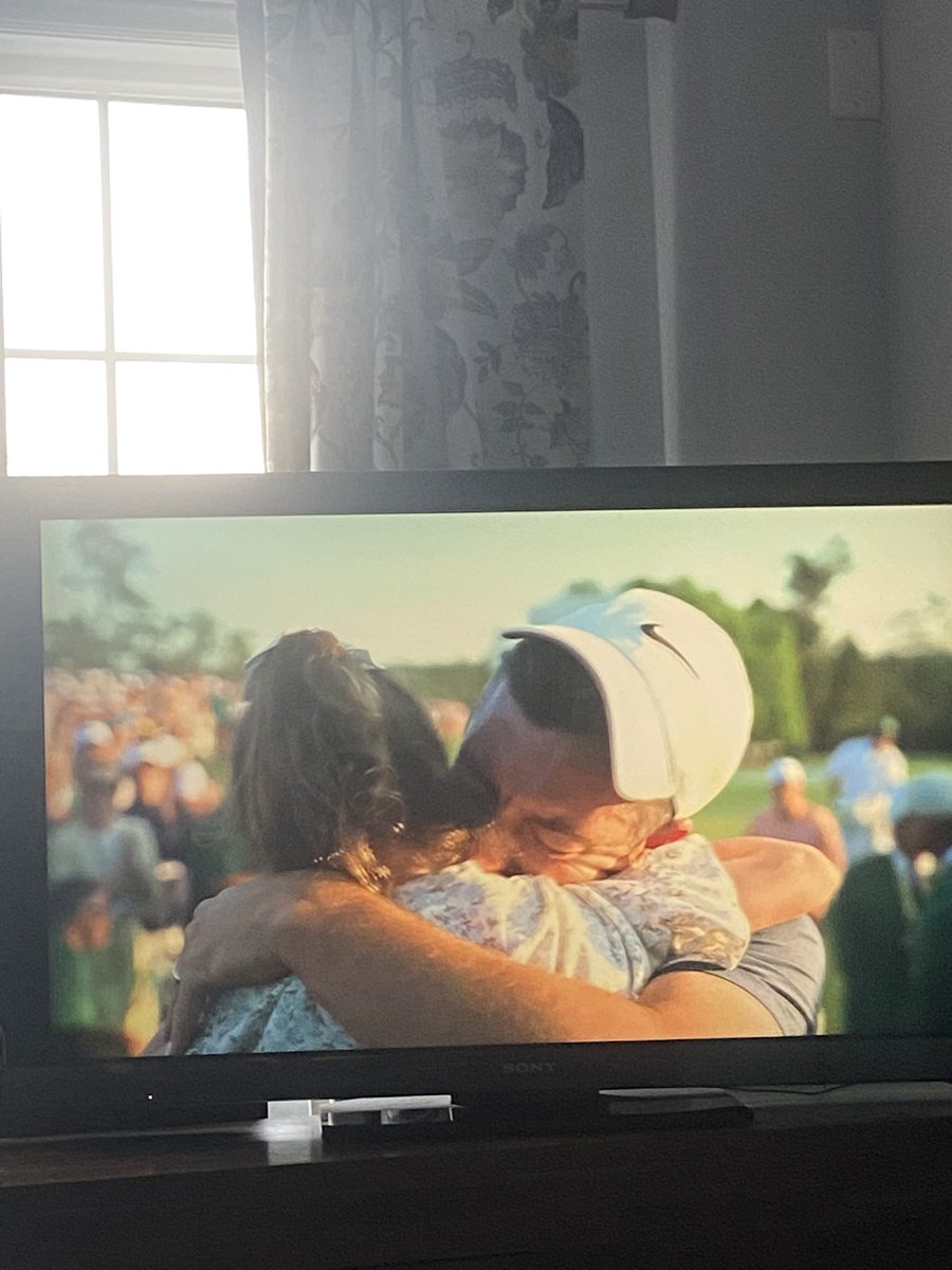 Rory! An ending only The Masters can provide. Absolutely cinema on the golf course!