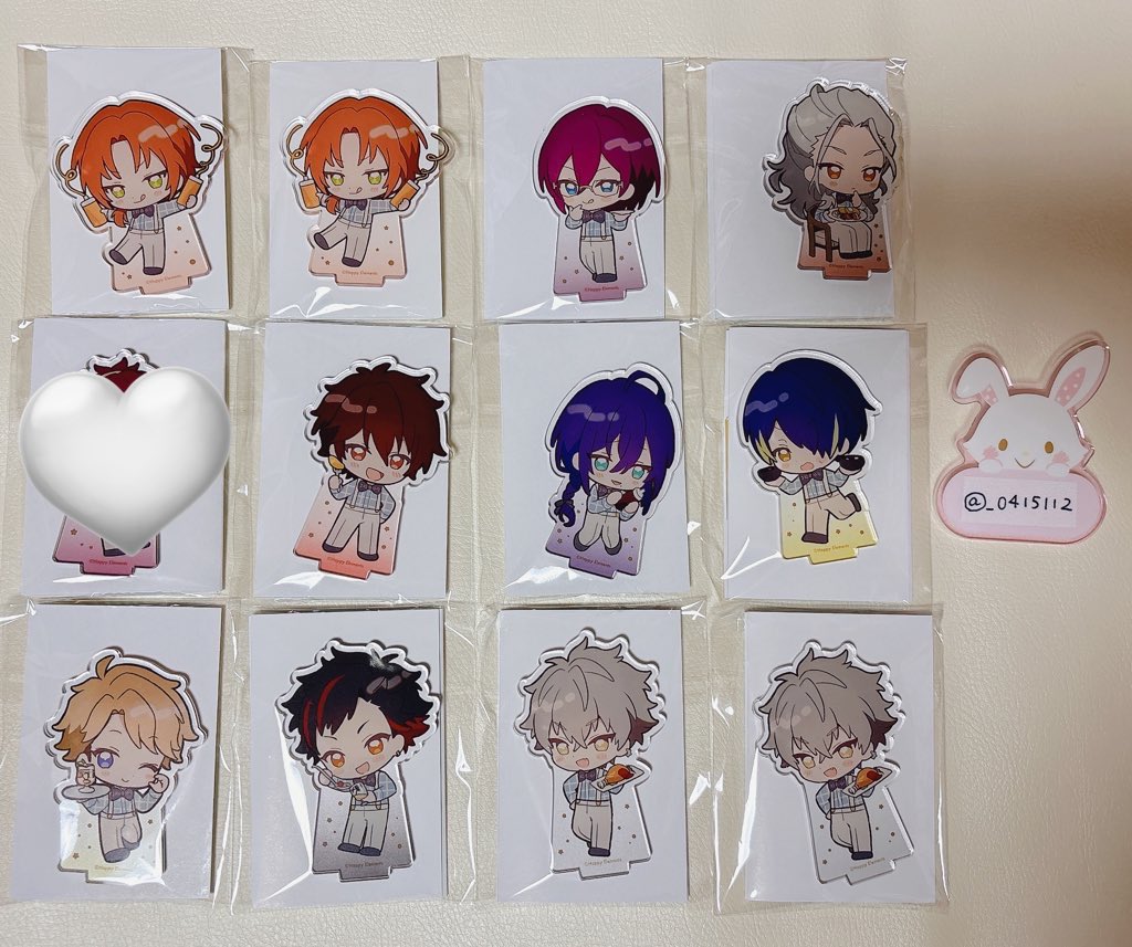 _0415112's tweet photo. 【交換】あんスタ アニカフェ アクスタ ホリデー

【譲】レオ、茨、凪砂、千秋、マヨイ、忍、嵐、鉄虎、晃牙

【求】燐音 > みか
※ホリデー、スタフォニどちらでも◎

郵送交換希望
検索からでもお気軽にお声掛けください🙇🏻‍♀️ https://t.co/Eu84upFy04