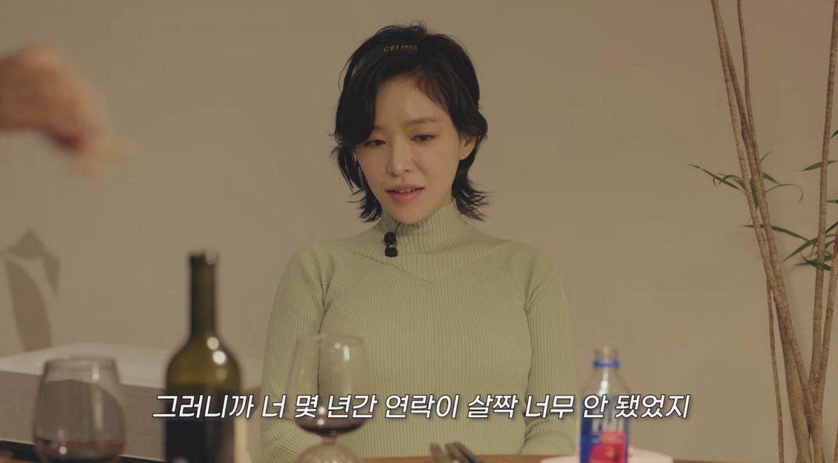 imbcenews's tweet image. 가인, 프로포폴 논란 이후 5년 만의 근황 "엄마가 아니었다면…" 
#가인 #GAIN #프로포폴논란 #근황 #벌금형 #유튜브 
#근황공개 #임슬옹의걸스옹탑 #5년만 #iMBC연예 

공개된 영상에는 지난 2019년 향정신성 의약품인 프로포폴 불법 투약 혐의로 적발, 2020년 벌금형을 선고받은 가인이 게스트로