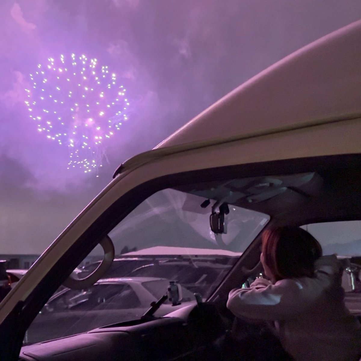 【キャンピングカーから見る花火大会】富士スピードウェイへ🚐🌸✨ <a href="/fujisanhanabi/">富士山花火</a> 

☕️直前まで車内中でゆったりできる
🅿️駐車場脱出待機時も車内でゆったり
🎡付近での車中泊で翌日も観光楽しめる
☔️寒さや雨も車内にいれば問題なし