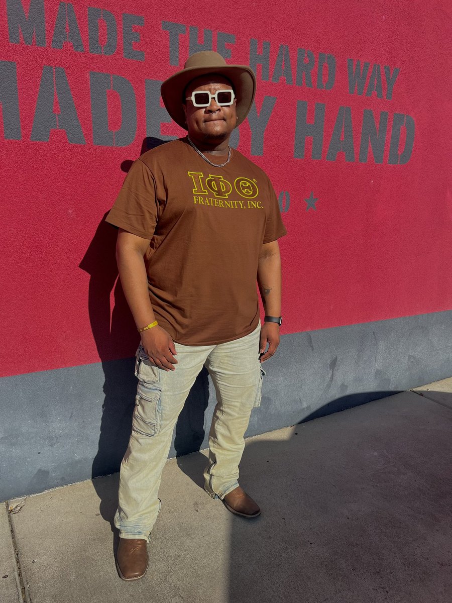 Alexzand3rr's tweet image. Got me booked in your city, then that’s one happy promoter. 🏹 #Flyotas #probateszn