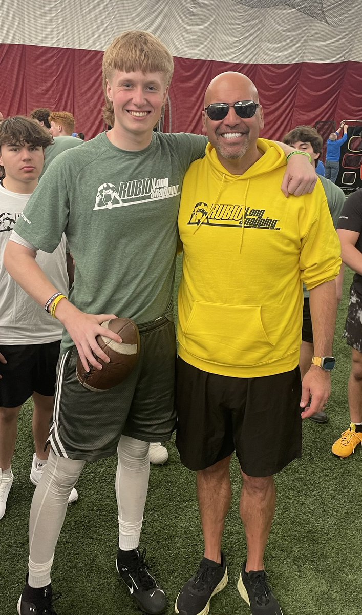 RileyWinkler35's tweet image. Thanks @TheChrisRubio for another great Chicago camp!! Qualified for the finals and had the 5th highest charting score. Love the coaching and competing with so many great long snappers! #toetheline #stayready

@UDJ_Football 
@TheD_Zone 
@PlayBookAthlete 
@qterback5 
@LSLELITE