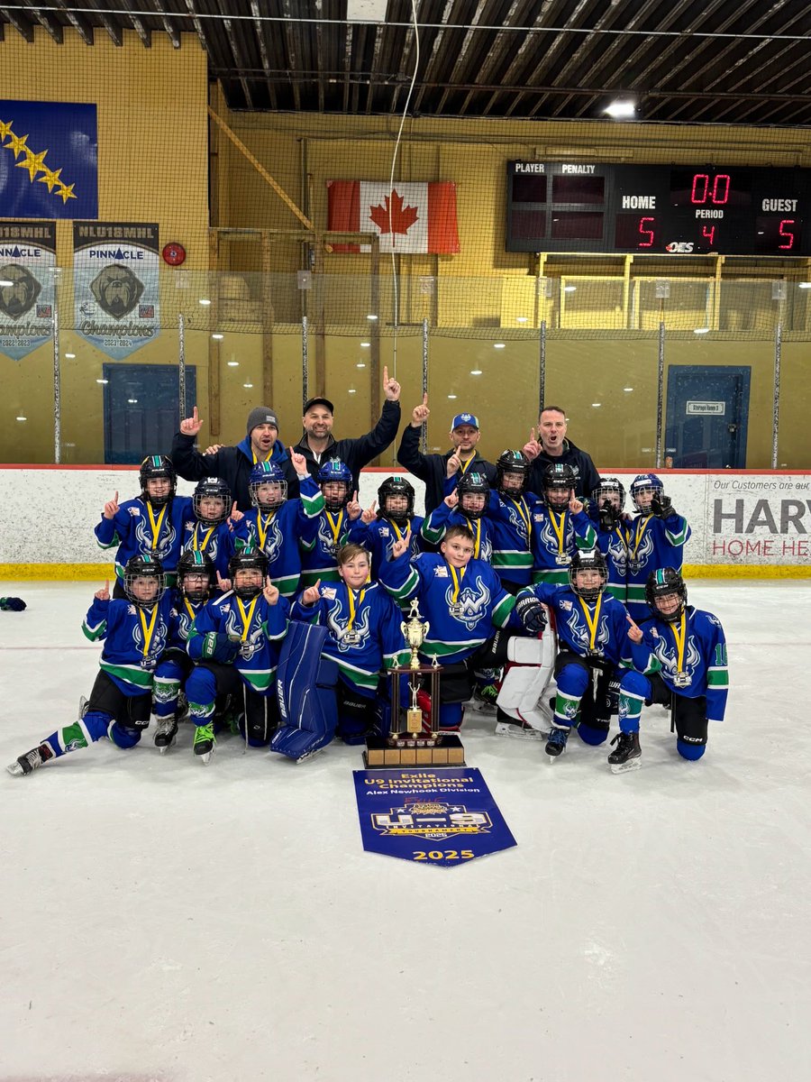 Our U9 Selects won The Exile Invitational Tournament- Alex Newhook Division! 

Congrats Warriors! 🥇