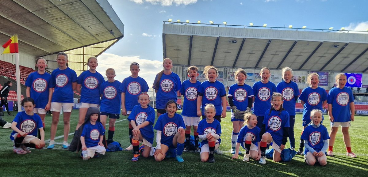 Fantastic afternoon hosting the <a href="/RangersWFC/">Rangers Women</a> match day experience for these young players. 

Great game and experience for the kids who got to meet some of their idols after the match 👏🏼⚽️