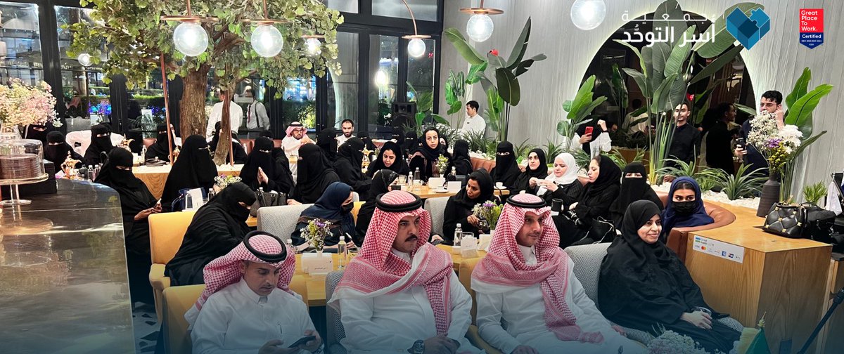 saforgsa's tweet photo. ضمن مبادرات شهر التوعية باضطراب طيف #التوحد؛ التقى #اليوم رئيس مجلس إدارة الجمعية الأمير سعود بن عبدالعزيز بن فرحان @Saudafalsaud بالمستفيدين الكرام. 

وذلك ضمن الجلسة الحوارية الإثرائية التي تضمنت وجود مختصين ووالدة لطفل توحدي لمشاركة حكايتها وتحدياتها. 

#جمعية_أسر_التوحد https://t.co/agn6SX5za0