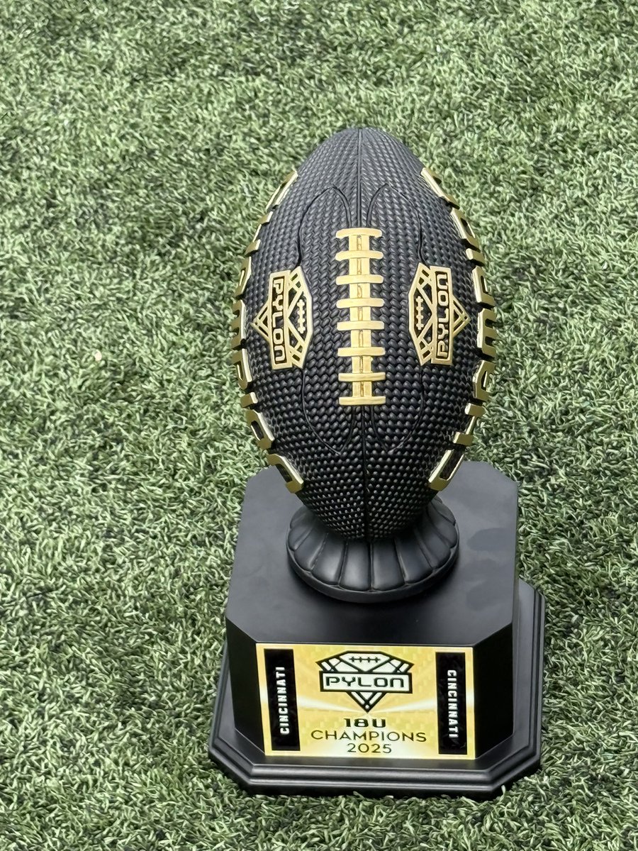 RisingStars6's tweet image. Congratulations to Rising Stars Ballhawks for winning the Cincinnati Pylon tournament. Bang!  Bang !