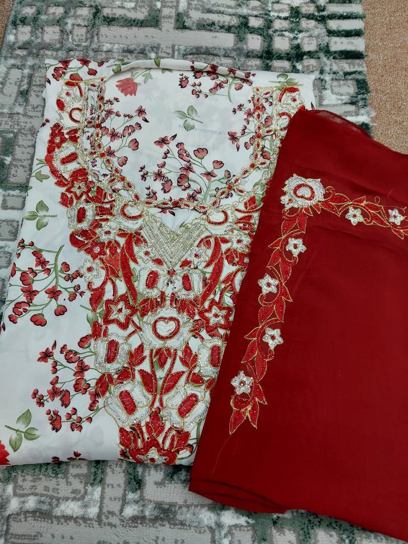 HauwaLau's tweet photo. I beg you in the name of God don’t pass without retweeting my hustle please 🥹🙏🏽
       
✨NEW INDIAN + DUBAI GOWNS✨
         
 -RICH ABUJA”S AUNTYS where are you…. this for you come and show me some love🤧🙏🏽

Price: 53k only 

Location: Abuja 

WhatsApp: 09125182179 https://t.co/WHuvU9IZuX