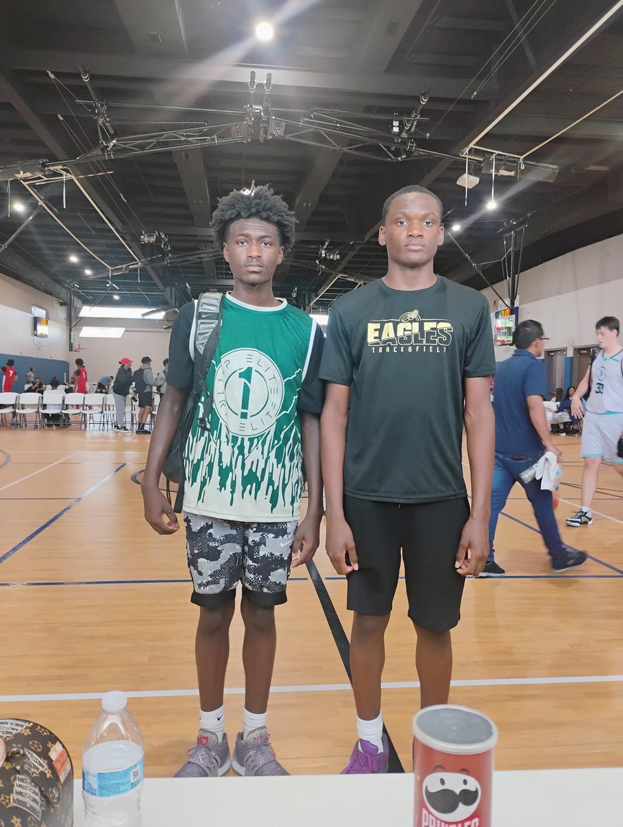 Tybl - Houston 
Jacob Johnson - 15 pts 7 boards 5 asst
Danzi Ojeikere - 17 pts 10 boards