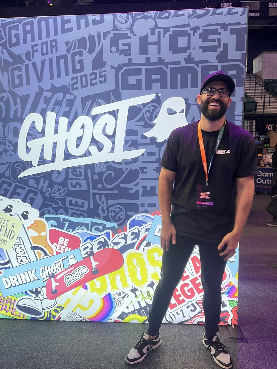 AndrewCalvino's tweet photo. 👻 @GhostLifestyle X @GamersOutreach  
GAMERS FOR GIVING has been such an incredible experience! https://t.co/tcXoeljLli