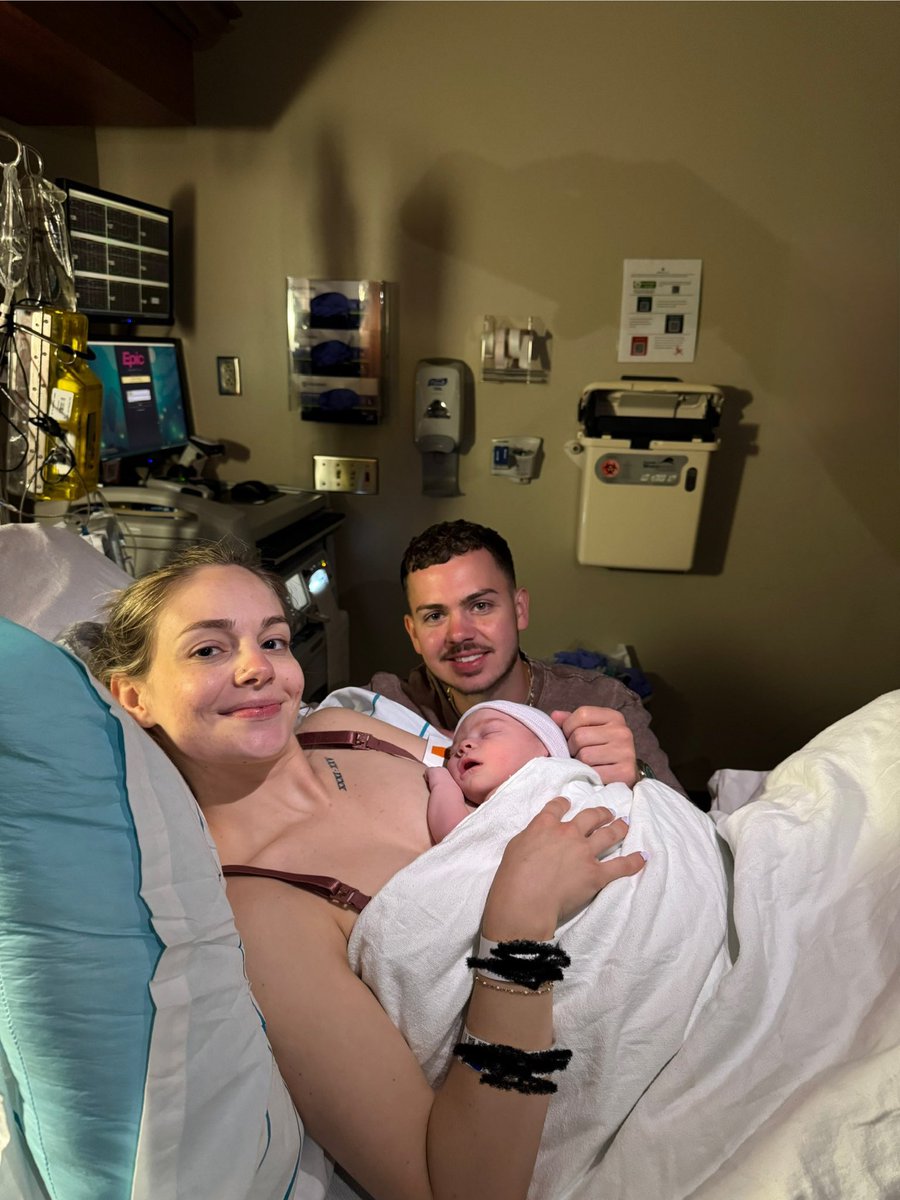 Officially Unc. Status 👶🎀