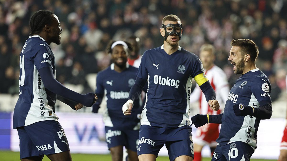 Ligde 11 gol 10 asiste ulaşan Dusan Tadic, Avrupa’da son 7 sezonunun tamamında hem gol hem asistte çift haneye ulaşan tek futbolcu oldu.