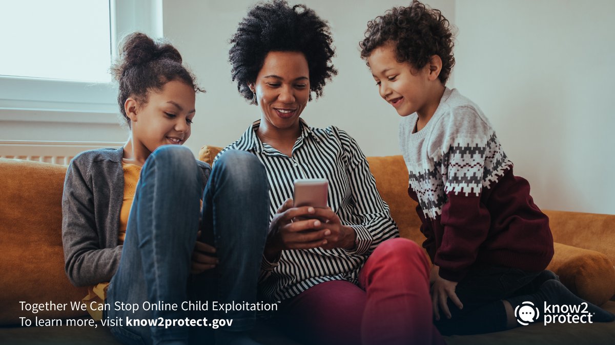 Know2Protect's tweet photo. Take a little time today to review #K2P resources with your kids. We have lots of fun and educational resources to help keep them safe online. Visit https://t.co/f1z7hCig0D today.

#SpringIntoSafety #DigitalSafetyChallenge https://t.co/4KvCc16CjZ