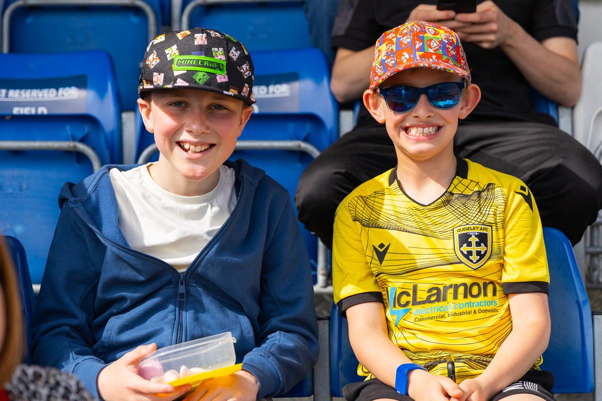 1️⃣,1️⃣7️⃣1️⃣* - the highest Northern Premier League attendance of the weekend

Thank you for your support 👏

*Not including dogs

#GAFC #GuiseleyTogether