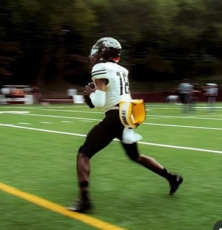 LuHi Football (@luhifootball) on Twitter photo 🚨CrusaderSpotlight🚨
Peyton Robinson 26'
<a href="/PeytonRQB1/">Peyton Robinson</a>
🏈 QB1
📐6'0
⚖️ 180 lbs
🎞 hudl.com/v/2Quyau
📲 516.534.4344
Accolades:
Allstate | Offensive MVP | National Honor Society | Team Captain 🚨CrusaderSpotlight🚨
Peyton Robinson 26'
<a href="/PeytonRQB1/">Peyton Robinson</a>
🏈 QB1
📐6'0
⚖️ 180 lbs
🎞 hudl.com/v/2Quyau
📲 516.534.4344
Accolades:
Allstate | Offensive MVP | National Honor Society | Team Captain