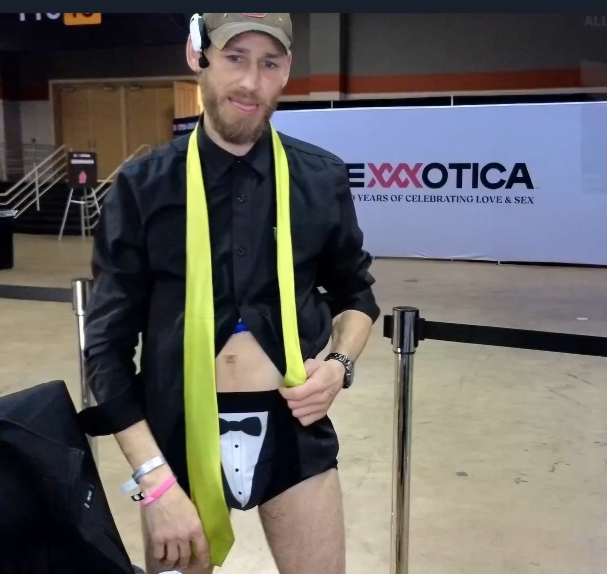 tsguy41's tweet image. As the final day of Chicago @EXXXOTICA is in full swing, @allan_arod dons his Sunday best.  Stop by and say hello