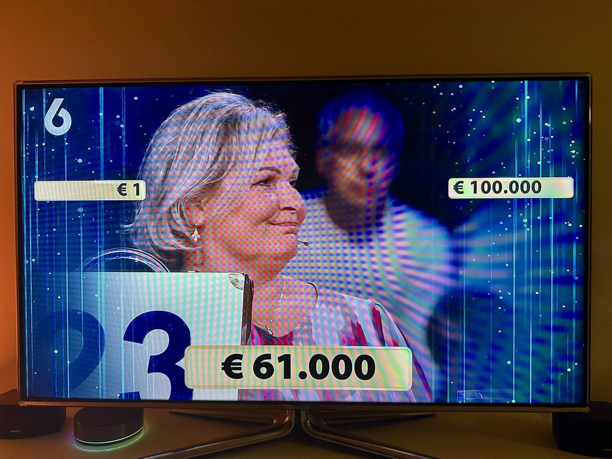 Brandhout's tweet photo. Oh wat een heerlijke karma! Van 750k naar 61k wat eigenlijk nog veel te veel voor hen is. Zij verdienden het niet. 

Ik zou bij dit bedrag al getwijfeld hebben, bij 750k jankend flauw vallen, maar deze mensen halen hun neus op voor dit bedrag. Super #snobs #miljoenenjacht https://t.co/f28pk52Jrk