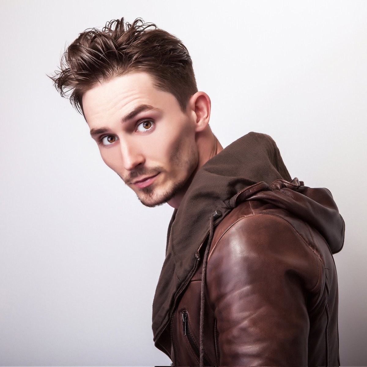 leathercz22's tweet photo. Feel free to retweet, but don't repost from your account. Photos are purchased and copyrighted. Thanks for understanding 😉

#maninleather #maninleatherjacket #leather #leatherman #leatherguy #leatherjacket #guyinleather #guyinleatherjacket https://t.co/xbcEdWcFnY