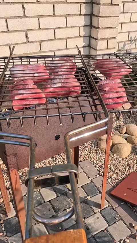 Grill, masters, miller lite and #scubagirl what more could a white boy want? #lank #expand