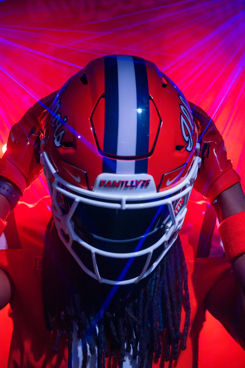 mini_sago11's tweet image. Show some love #Illini fans 🧡🤍
instagram.com/p/DIZR4m8plPw/…