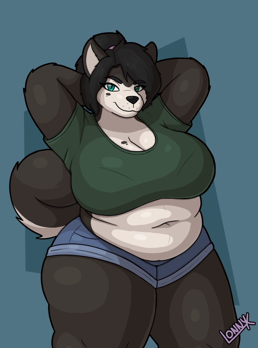 Kayla showin off a crop top!