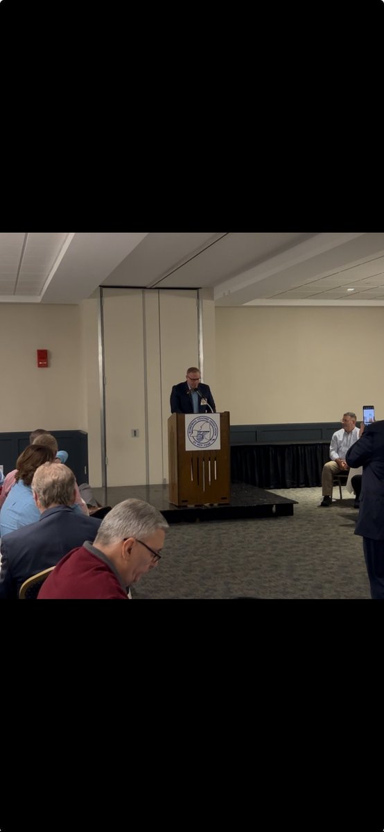 Coach Brian Laffin tweet media