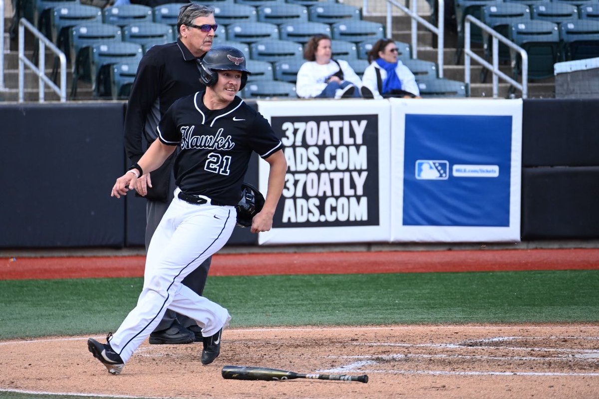 UMESHawkBase's tweet photo. Michael Blackiston with the two-RBI single to put the Hawks on the board in Game 3!

T3:

UMES - 2
CCSU - 3

📊Live Stats: https://t.co/Fm0XFI3azj

#HawkPride | #SoarAboveandBeyond https://t.co/leBFwtf1qW