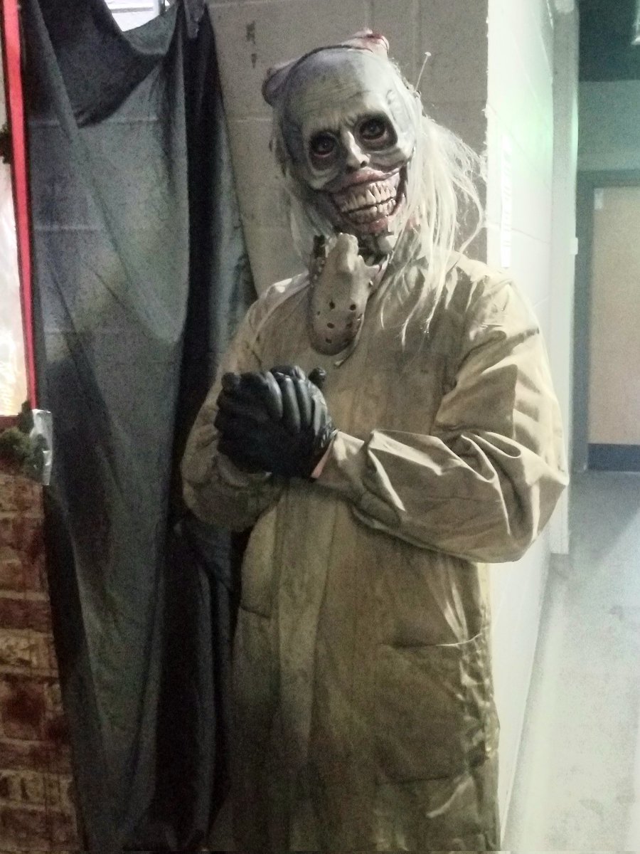 Gameguy69's tweet image. Cosplayers at Horrorwood (Heywood Horror Con) earlier today. #Horrorwood #horror #cosplay