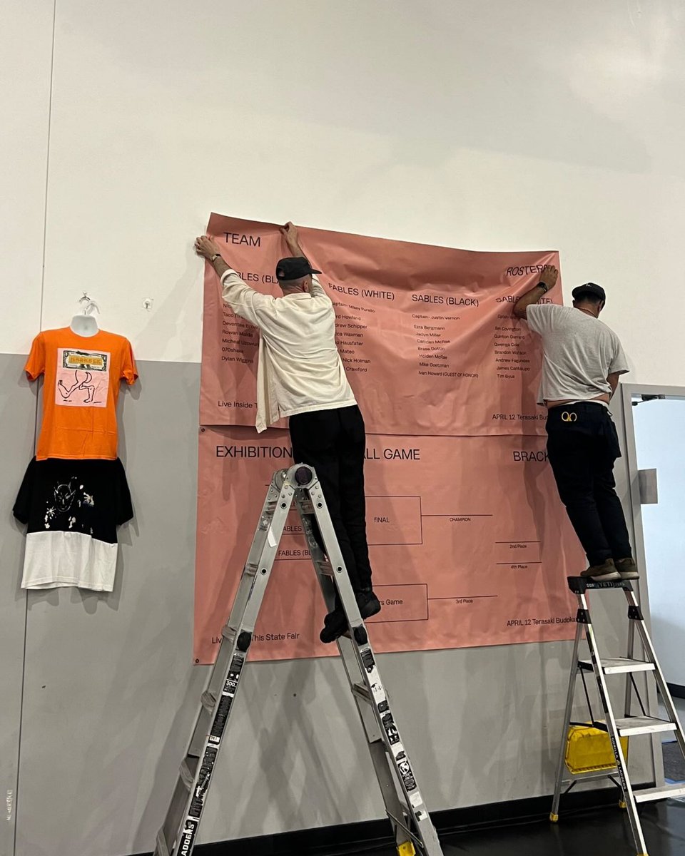 stereogum's tweet image. Justin Vernon launched Bon Iver’s new album ‘SABLE, fABLE’ with a basketball tournament in LA 👇