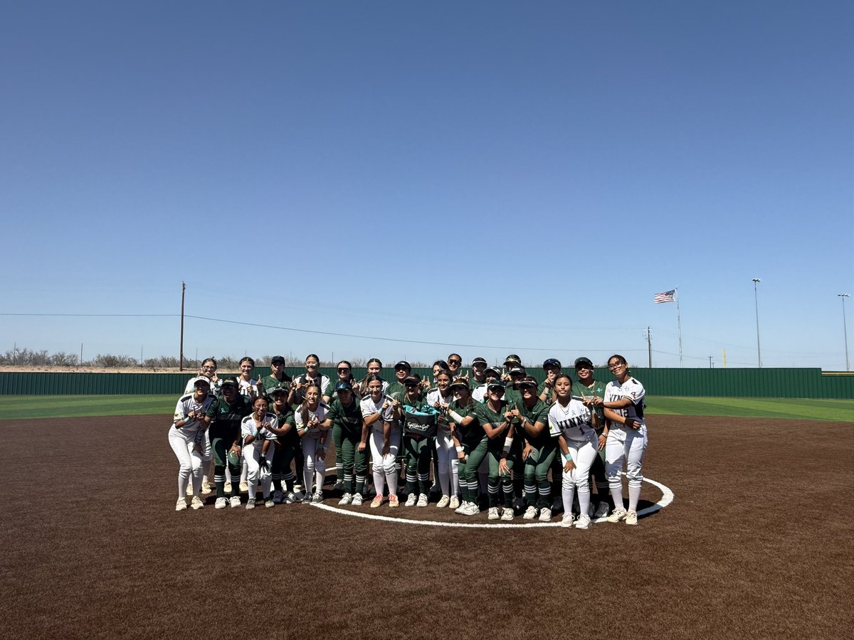 sw_dragon_sball's tweet photo. Thank you to CC Winn for the love and prayers yesterday in support of Angelina 💜 

#For11 https://t.co/xKhMcbxKFP