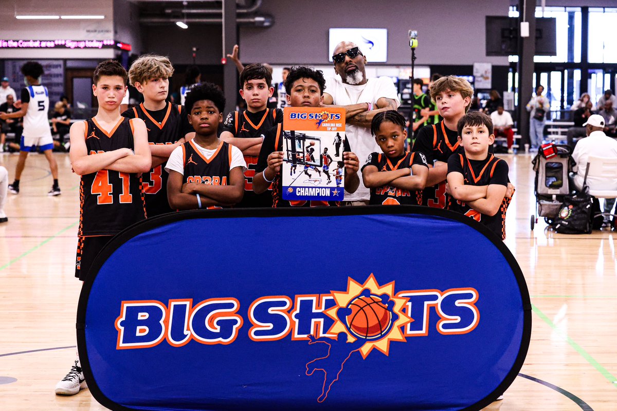 BIG SH🏀TS tweet media