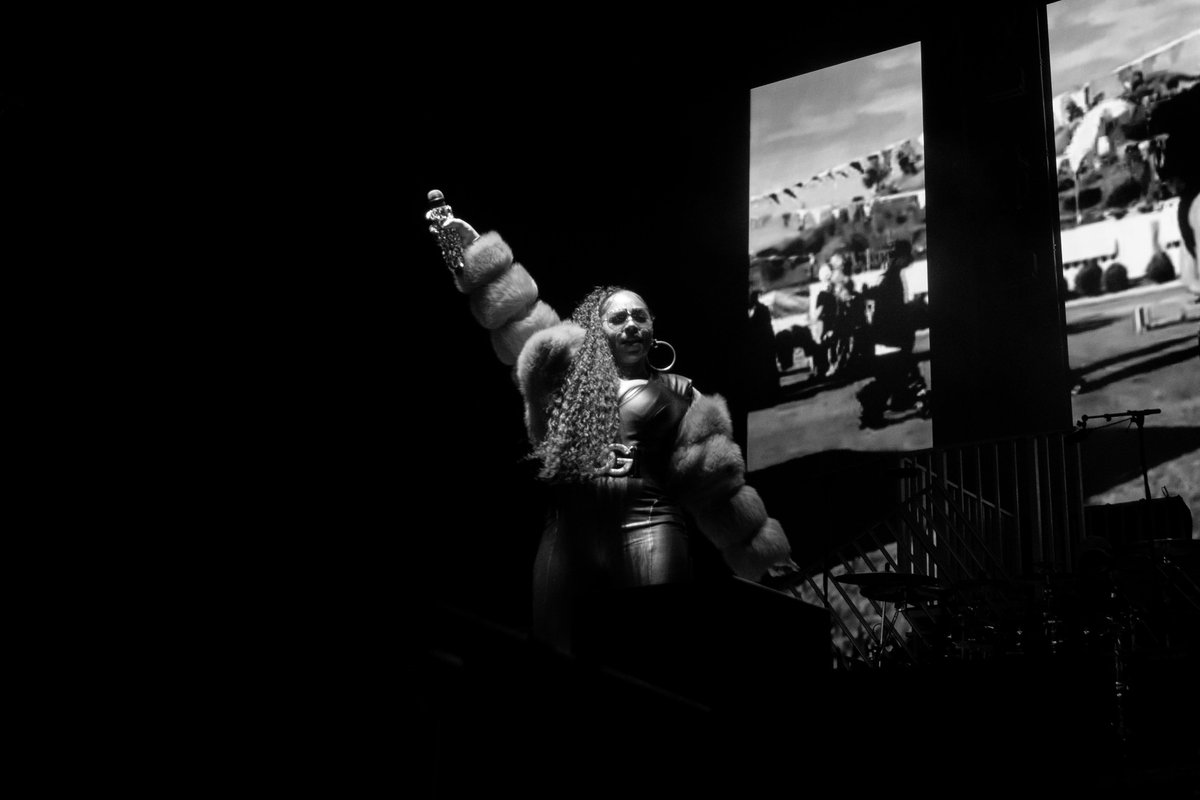 The Bring It Tour is in Leeds tonight! <a href="/ashanti/">ASHANTI</a>  blew the crowd away 🔥🎤