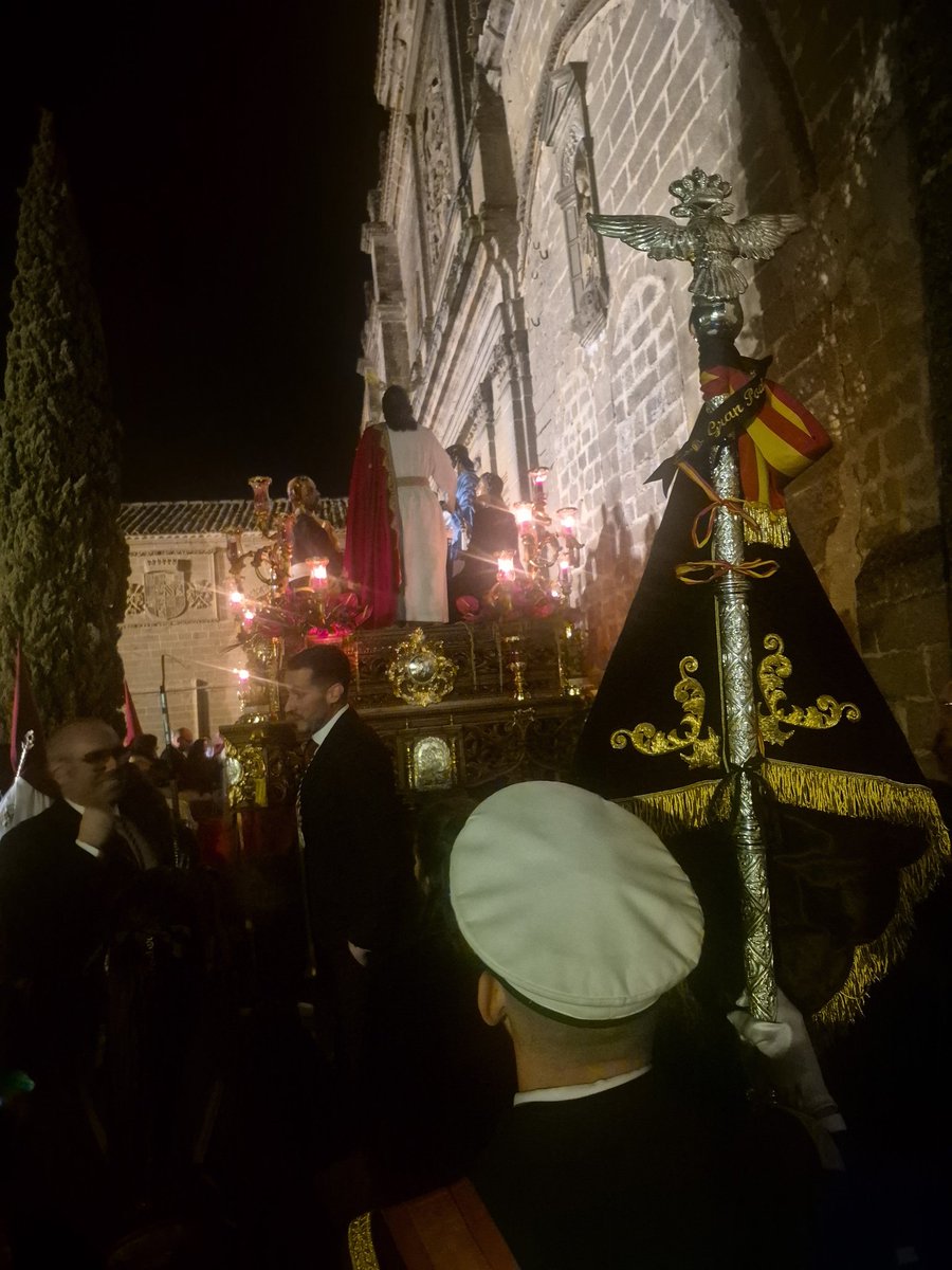 bandagranpoder's tweet image. [22:15] Entrada @santacenabaeza 
🎼 La Fe
🎼 La Pasión 
🎼 Marcha Real