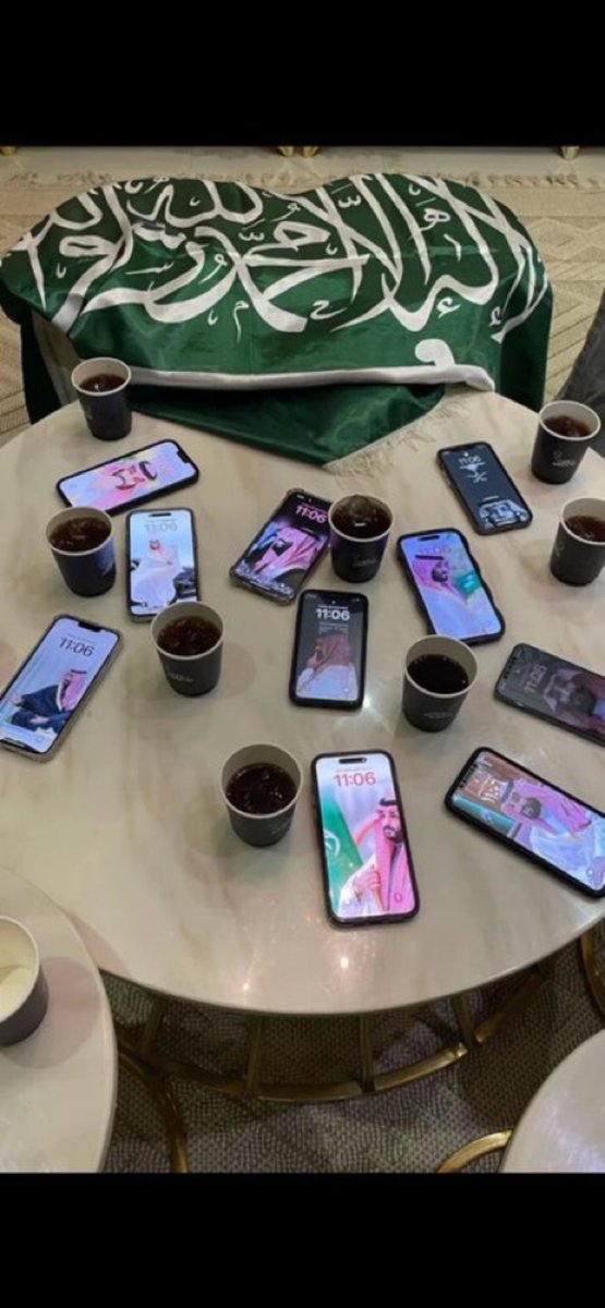 نعتذر منكم ياخونة الاوطان 
واهل الفتن وخراب الديار ... وكل حاقد على #السعودية.

الحب والولاء من الله يعطيه من يشاء.

#ولي_عهدنا #ولي_العهد 
#النووي_السعودي #السعوديه_اليابان