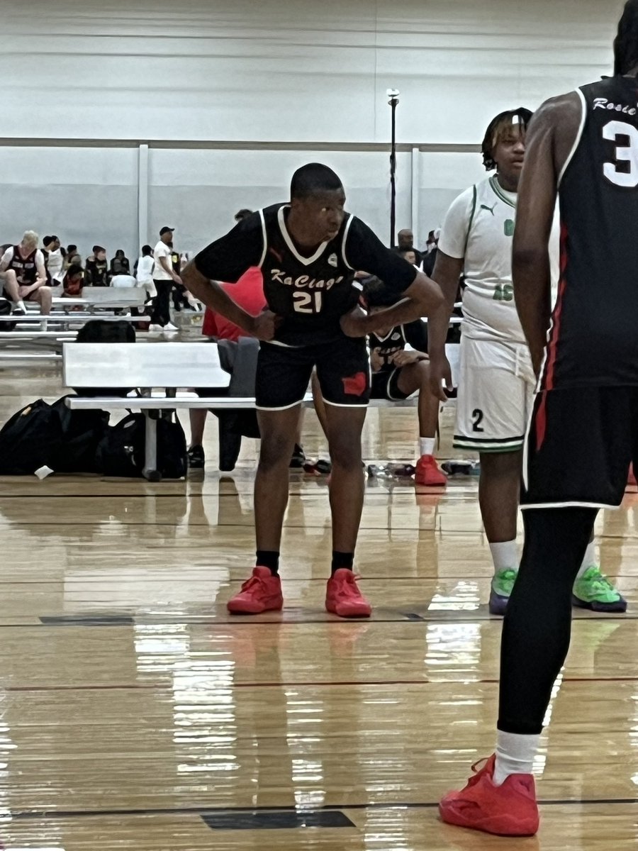 Impressed with Team KaCiago ‘26 this weekend. Play as hard as any team I saw. Damon Humphrey and Jonathan Bruce led the way. Both high motor, fearless kids. Look forward to more 👀 them this season. 

<a href="/JBJR34/">Jonathan Bruce</a> |<a href="/startoff_damon/">Damon Humphrey</a> |
<a href="/KaCiago/">KaCiago</a> |
<a href="/NxtProHoops/">NXTPRO Hoops</a> |
<a href="/PRO16League/">PRO16/NXTPRO League</a> |