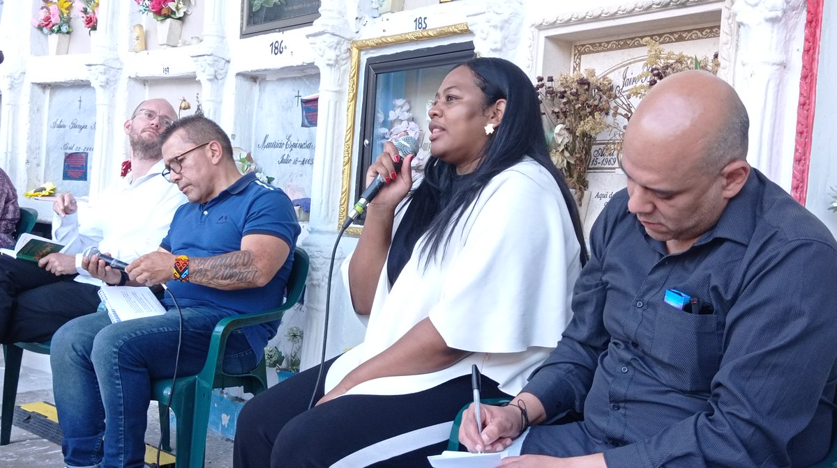 «La memoria se construye a través del arte. Las luchas culturales que ha tenido este país no son menores y son recientes. Cómo llegar a los territorios con música es una conversación que todavía está pendiente»: Susana Palacios, gerente de la banda Sinfónica de <a href="/EAFIT/">Universidad EAFIT</a>.