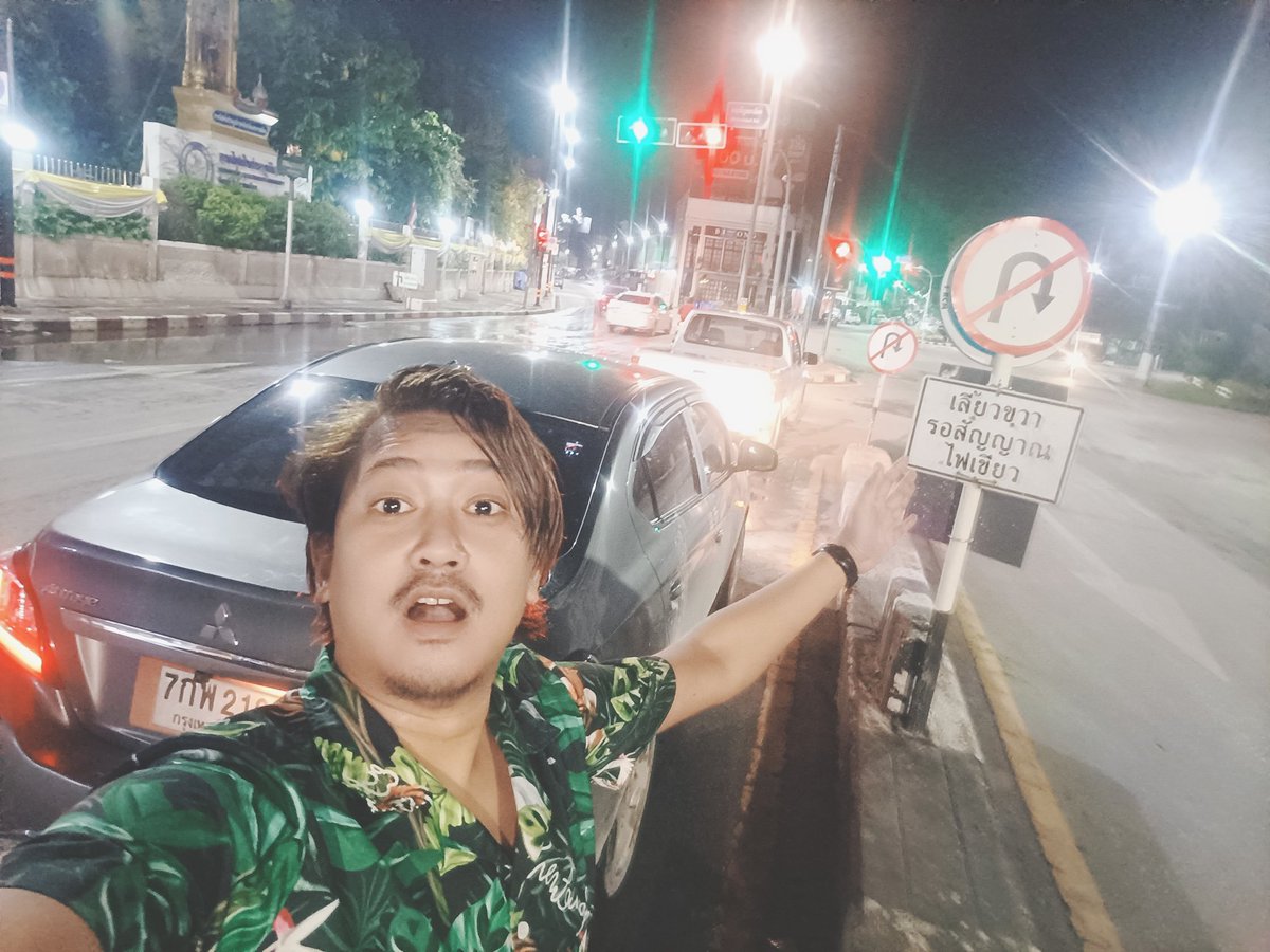 ณ ประเทศโคราช 3:30 น ถนนโล่งแล้วครับ